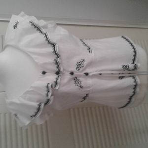 Marina Luna Linen and Rayon white Top